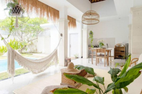 Lovely, Boho Villa in Prime Location